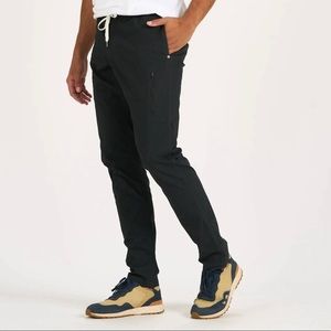 Men’s Vuori Joggers